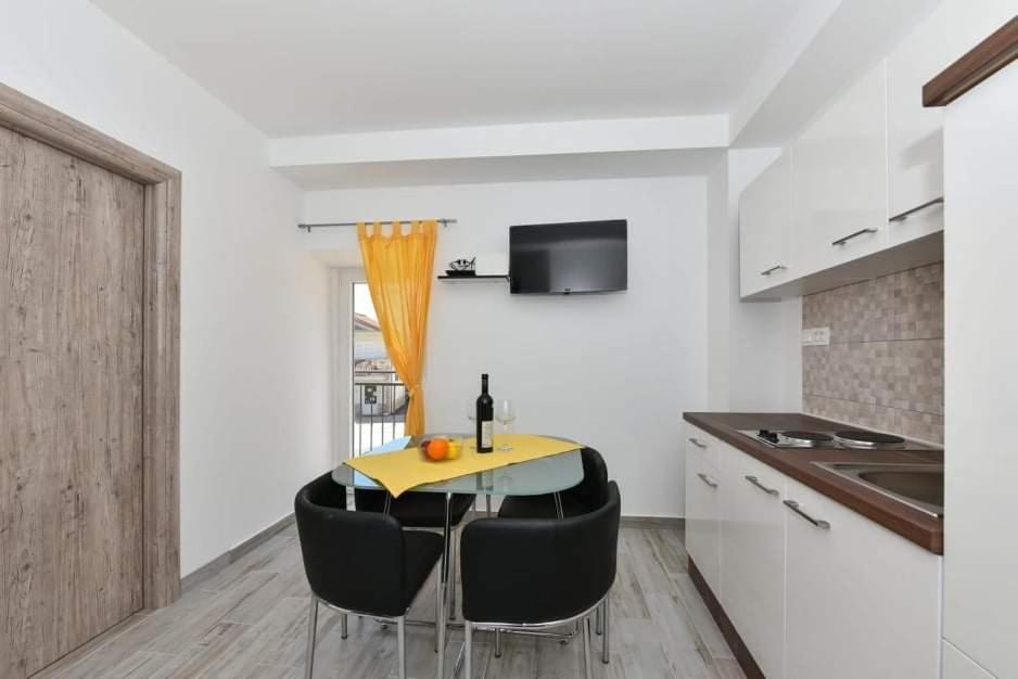 Kuca Za Odmor Megi Apartment Posedarje Exterior photo
