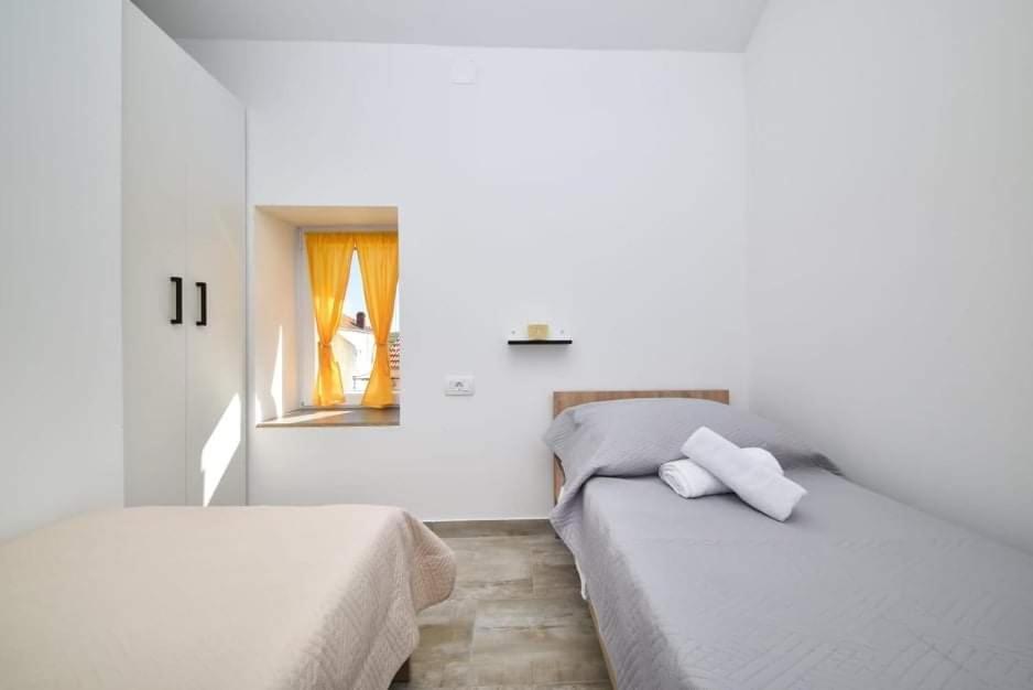 Kuca Za Odmor Megi Apartment Posedarje Exterior photo